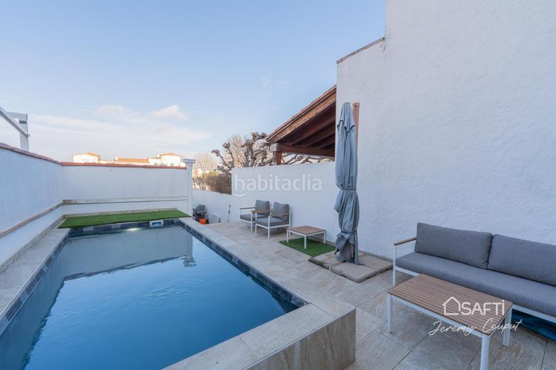 Foto 79e8e6db-0587-48be-bd62-363c31ddd29d. Casa pareada en Muga - Gran Reserva - Badia Empuriabrava