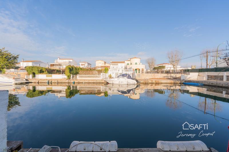 Foto 8d570f54-060c-4619-9a62-ffde637222f8. Casa pareada en Muga - Gran Reserva - Badia Empuriabrava