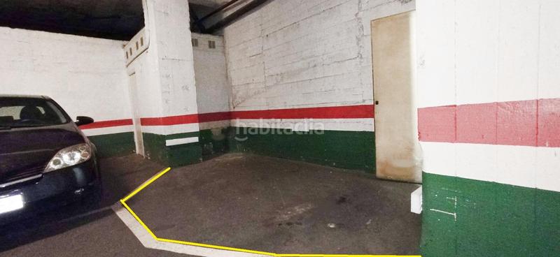 Foto 3d0cf9e6-7dee-4eda-895f-b4cd1c66a7c2. Aparcament cotxe a Zorrotza Bilbao