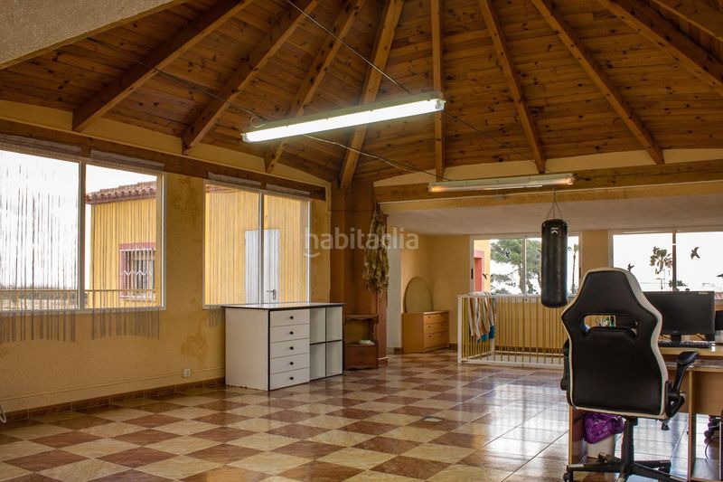 Foto 2f553ad6-6c4d-4d8f-bff5-1f1825a29615. Casa amb calefacció aparcament a Mar Chica Benicarló