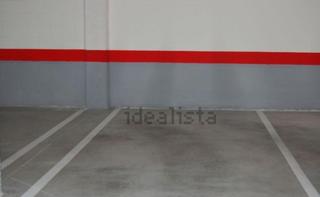 Aparcament cotxe a El Alborgí