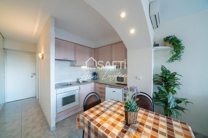 Foto 128d3c6e-8536-4ee7-85ee-f057c655df85. Apartament amb calefacció piscina a Els Grecs-Mas Oliva Roses