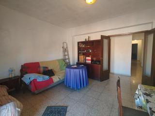 Appartement à Algezares