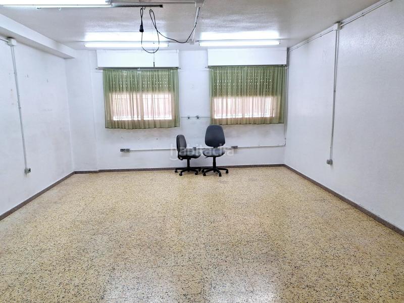 Foto e5cf936a-b325-44e1-9231-b3922896ab6f. Local comercial en El Mercado - Plaza de Toros Villena