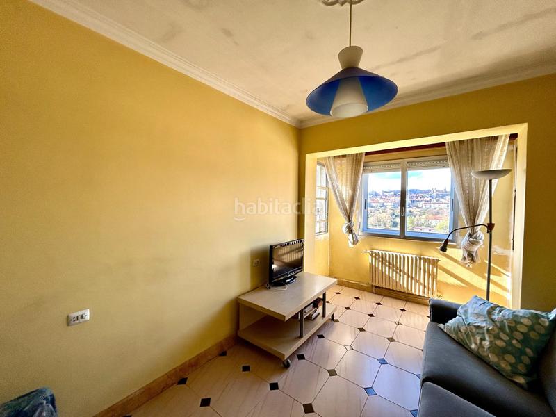 Foto 46fd853a-25a7-4294-b1d9-fbce538f927f. Casa aparellada amb aparcament a Campus Norte - San Caetano Santiago de Compostela