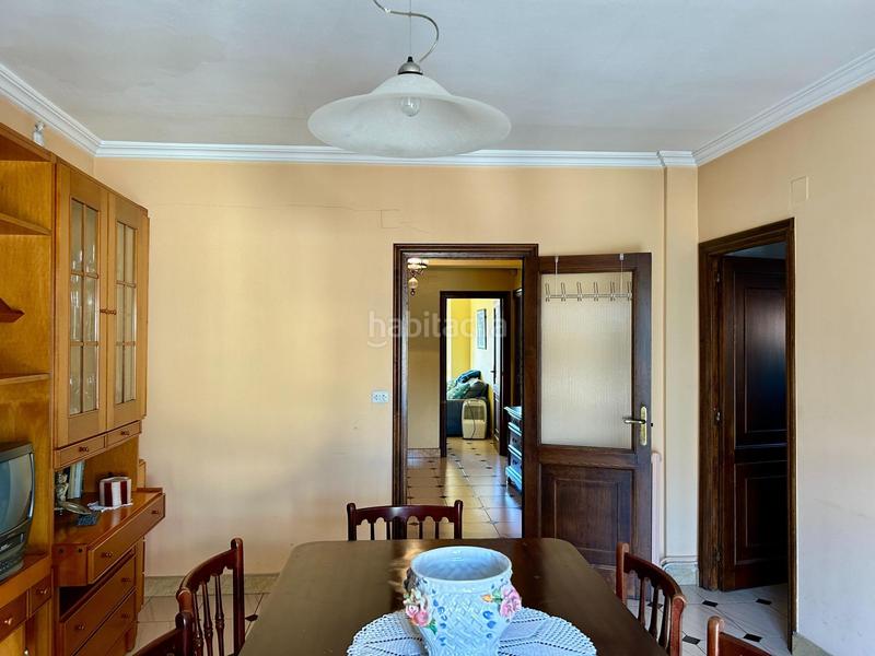 Foto a3cd9e0f-52a7-483b-ba76-692941578f11. Casa aparellada amb aparcament a Campus Norte - San Caetano Santiago de Compostela