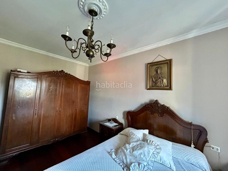 Foto c73c67ac-f8d6-4c59-9622-6152a676decf. Casa aparellada amb aparcament a Campus Norte - San Caetano Santiago de Compostela