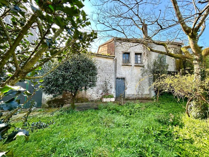 Foto 116d7f50-7ec4-4064-bf49-83b5cbec67b7. Casa pareada en Campus Norte - San Caetano Santiago de Compostela