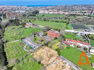 Residential Plot in Nuevos Roces