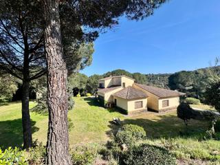 Country house in Urbanitzacions del Nord