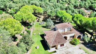 Masia a Urbanitzacions del Nord