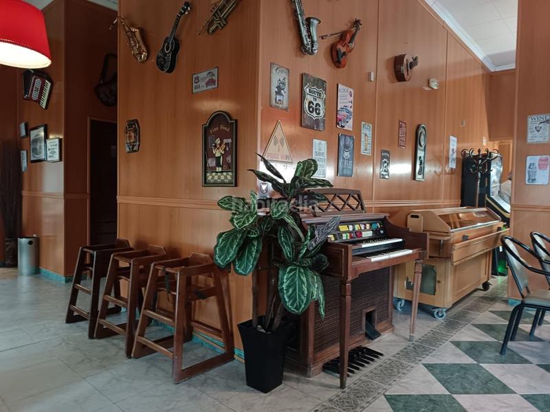 Foto 1e5935f6-2244-4fdf-8551-e40f7f177172. Locale commerciale con riscaldamento in Huecas