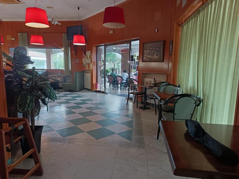 Foto 51ce88c1-56b9-4d66-a85f-900e1aa01967. Locale commerciale con riscaldamento in Huecas