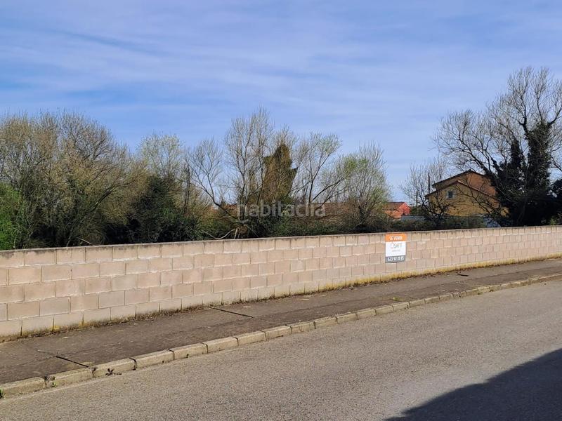 Foto ac8660bf-ff89-44c9-9ddb-823e4802d913. Terreno residencial en Sariegos