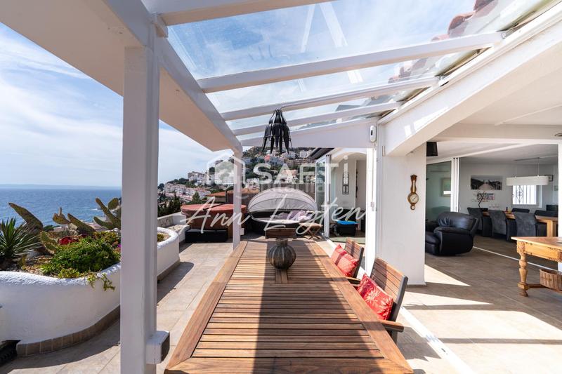 Foto e60de426-4030-41cd-b656-eb4acad9c1ee. Penthouse with parking in Puig Rom-Canyelles-Almadrava Roses