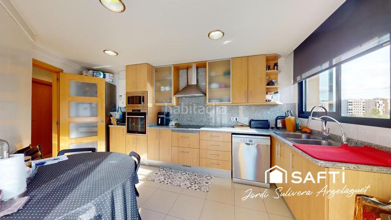 Foto ecd5539f-0c77-49dc-b9dd-66bacb3765cb. Dúplex en Sant Daniel Girona
