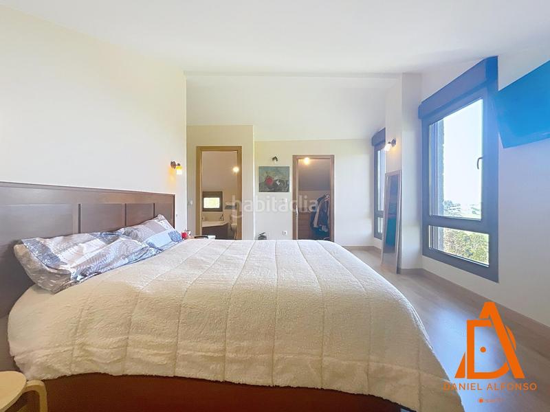 Foto 16422a6f-c52b-4bef-b80c-f4cf58d0e8bc. Maison avec parking piscine dans Quintes - Arroes Villaviciosa