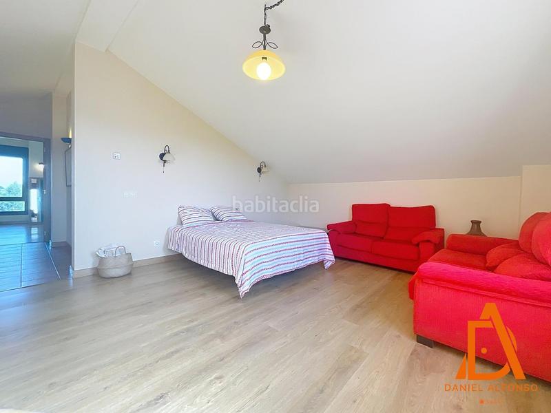 Foto 5a783090-0e1a-47a9-b24e-4ff5b6c3f78f. Maison avec parking piscine dans Quintes - Arroes Villaviciosa