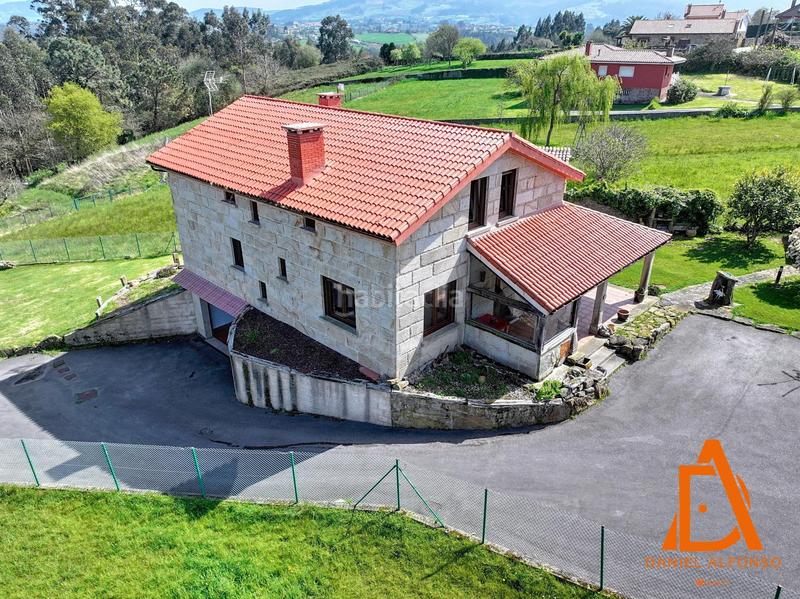 Foto 625977f4-7c52-4a0b-9306-29d31c926ce0. Maison avec parking piscine dans Quintes - Arroes Villaviciosa