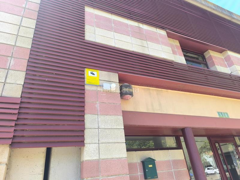 Foto bb19f0f6-3553-49e4-9112-23cbe1b4dd6e. Autoparkplatz in Laguna de Duero