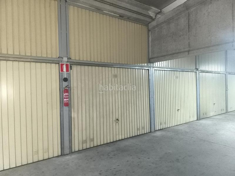 Foto e3d92951-f120-4216-8b4b-e8b3478810a6. Autoparkplatz in Laguna de Duero