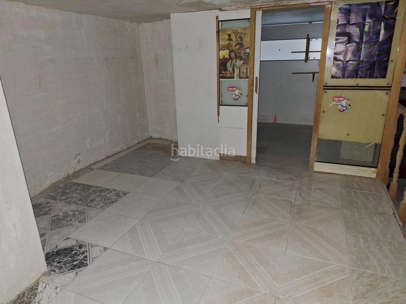 Foto f0f04332-3642-4cb4-bdbf-b91794a1de86. Local comercial a La Morenica Villena