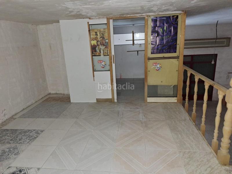 Foto b9fe9060-d9af-4238-b742-c20085cdda19. Locale commerciale in La Morenica Villena