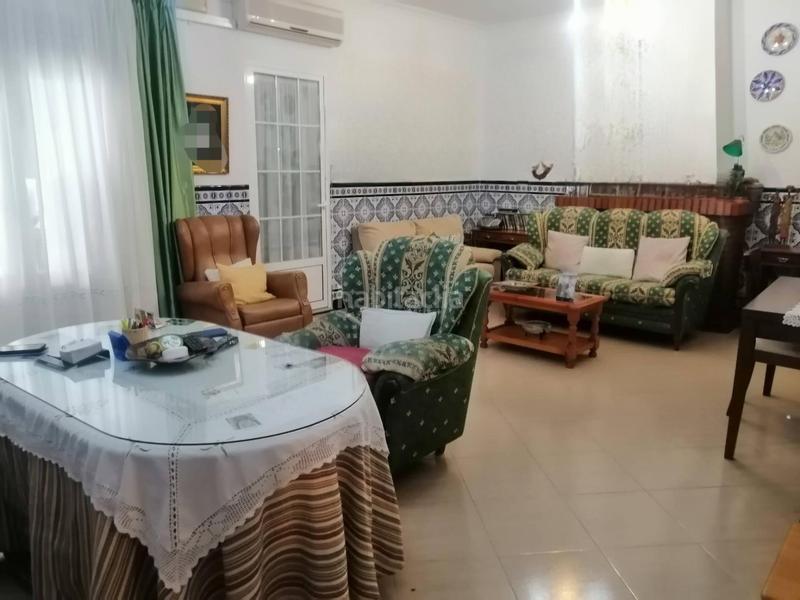 Foto e524df35-2906-4c00-9dee-8959626ac189. Semi detached house with heating parking in Puebla de la Calzada