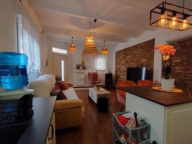 Foto f5ed55d3-d3b3-4f61-a467-fa590aaf2a72. Casa amb calefacció aparcament a Pueblo Benicarló
