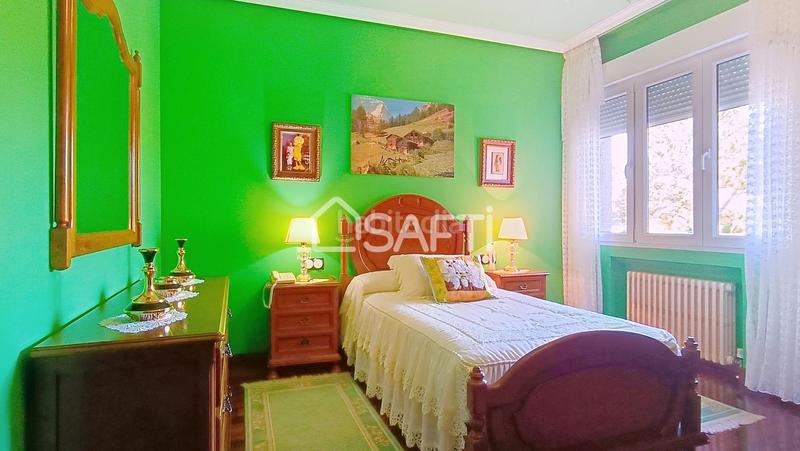 Foto 3528bb12-21f3-493f-84a3-33d2d8ca2881. Casa en Somió Gijón