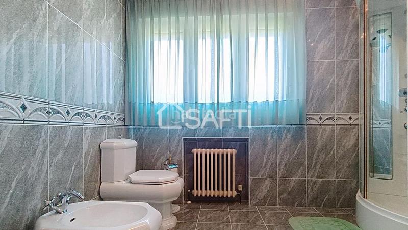 Foto 85c681cb-a497-45b8-978d-b895e55728e8. Casa en Somió Gijón