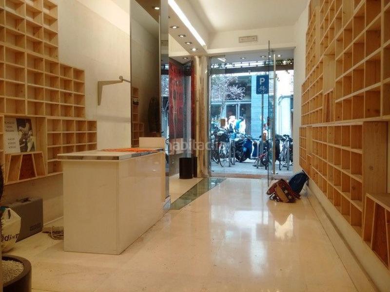 Foto 22504e99-cf96-4bd8-8a1d-4f4738ba860a. Local comercial a Putget - Farró Barcelona