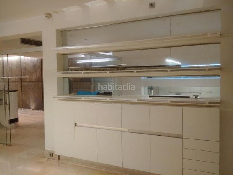 Foto cacb8008-f55d-495c-aff0-1dad1bac73dc. Local comercial a Putget - Farró Barcelona