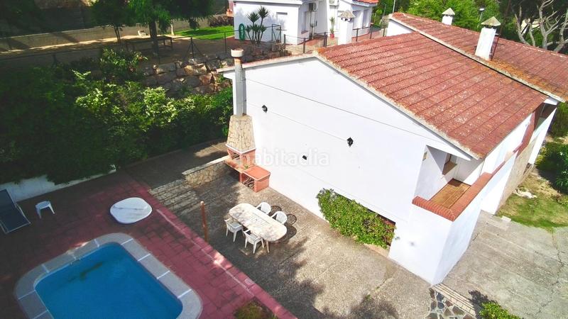 Foto 72925ca3-52b8-49c6-9fbc-410ee0df95e1. Casa amb piscina a Niàgara Parc -Àgora Parc Tordera