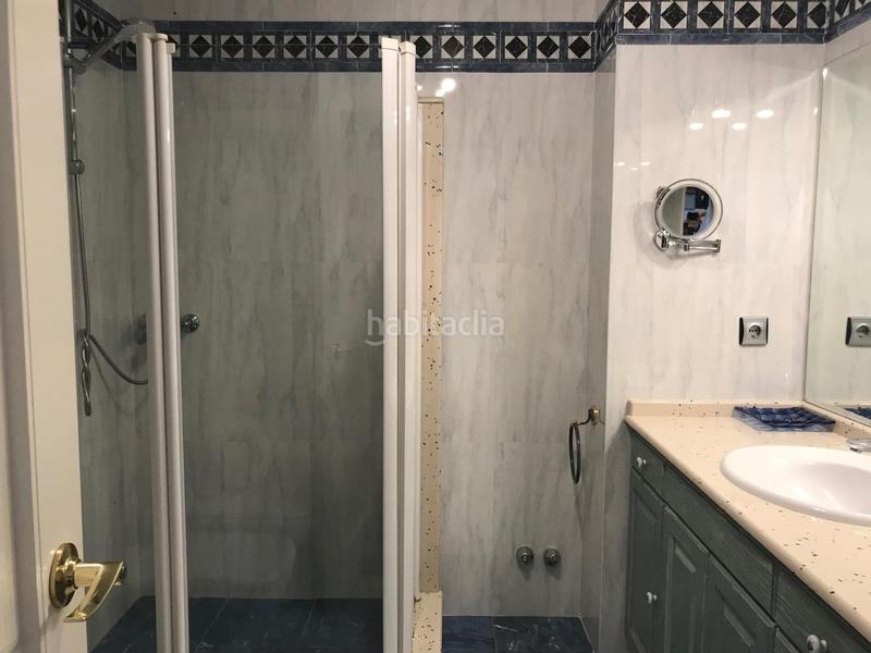 Foto 07c888fe-7e9c-410e-b045-1894b75b0734. Casa a schiera con riscaldamento parcheggio piscina in Santiago de Compostela