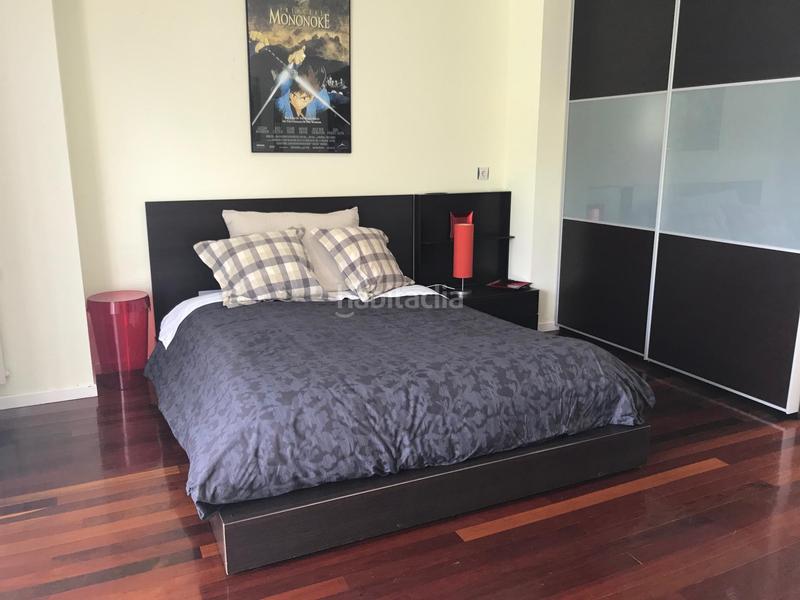 Foto 2a2cc522-8296-4b33-ad3a-d3411b868765. Semi detached house with heating parking pool in Campus Norte - San Caetano Santiago de Compostela