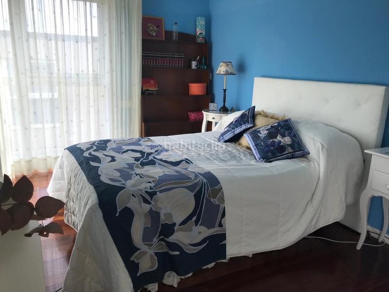 Foto 559737ee-ead9-4b2d-b623-8babcab15356. Semi detached house with heating parking pool in Campus Norte - San Caetano Santiago de Compostela