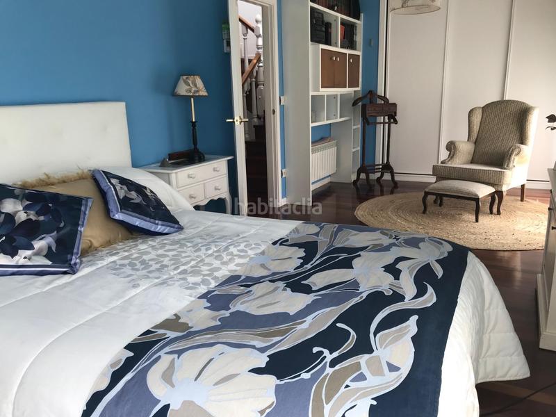 Foto 5d6e0fe9-8fc1-45f5-8db3-302b025432ad. Semi detached house with heating parking pool in Campus Norte - San Caetano Santiago de Compostela