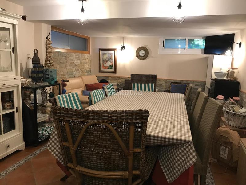 Foto 9176d1ec-1b8b-43a1-a6bc-f23d452bb8a1. Semi detached house with heating parking pool in Campus Norte - San Caetano Santiago de Compostela