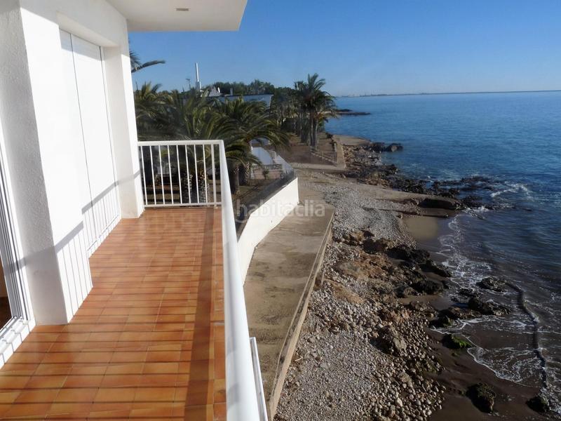 Foto cf3cc548-5d66-4993-ab4f-ca386a4c5e9d. Casa amb calefacció aparcament a Alcanar