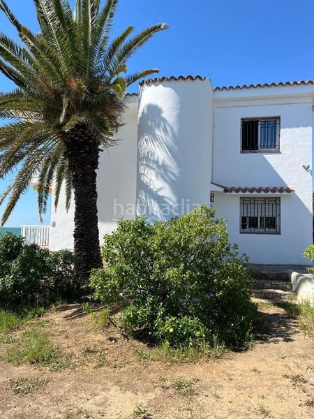 Foto 9d11a011-0603-44d5-9be2-5e415bd9bc8a. Casa amb calefacció aparcament a Alcanar