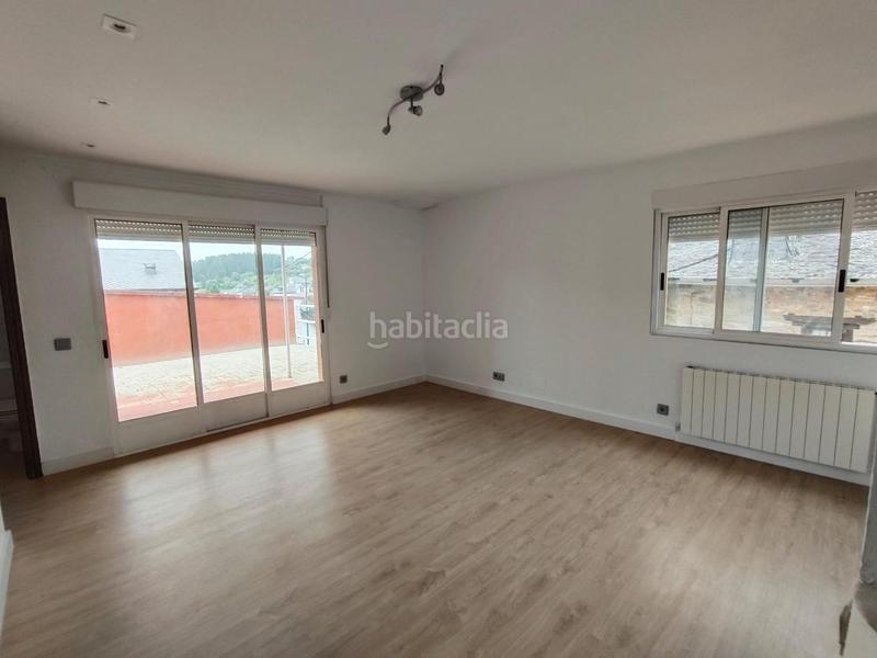 Foto 8b2cdfc5-0201-40a5-8e1e-22175cf1a665. Maison avec parking dans Arganza