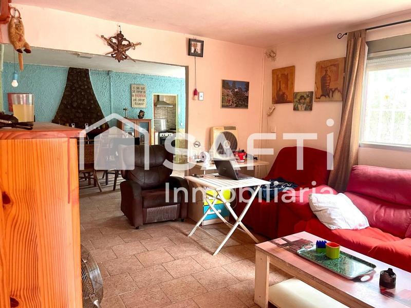 Foto 0262ed7b-0680-4a91-87e4-2e5536f2c8ab. Bauernhof mit parking pool in Montroy