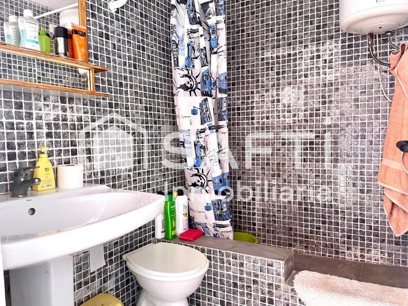 Foto 1a7f5271-6ed6-46ba-ad56-7c57bd92346b. Bauernhof mit parking pool in Montroy