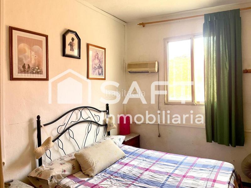 Foto f260ae70-18b0-40d6-85ca-fe98a3e0b377. Bauernhof mit parking pool in Montroy