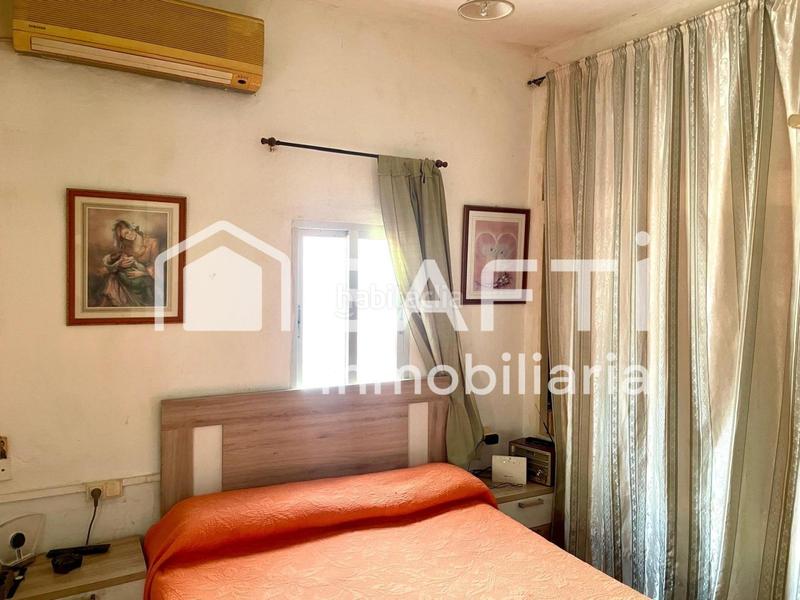 Foto fe9c0281-75f5-4502-96b0-b3b42d2c9a90. Bauernhof mit parking pool in Montroy