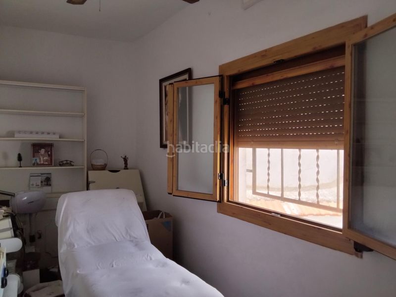 Foto 76496319-f562-4cd7-9147-4987e897ed02. Casa aparellada amb calefacció aparcament a Campo de Criptana