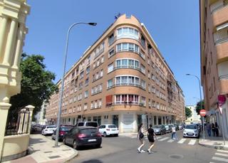 Casa aparellada a Pardaleras