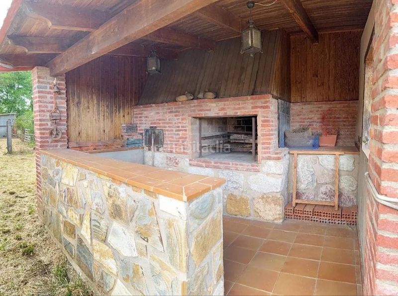 Foto c2130dc9-e47a-419e-a5f9-e2c194e0a141. Casa amb calefacció aparcament a Sariegos