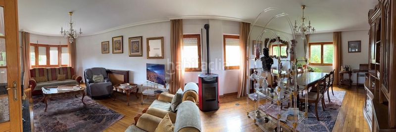 Foto c4fcf104-7050-477f-8cbd-cfecdcb42554. Casa amb calefacció aparcament a Sariegos